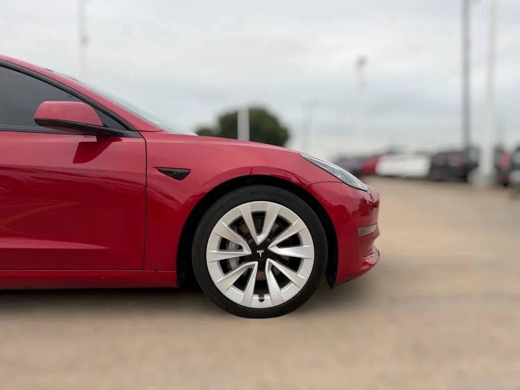 Used 2022 Tesla Model 3 Long Range AWD/4WD image 6