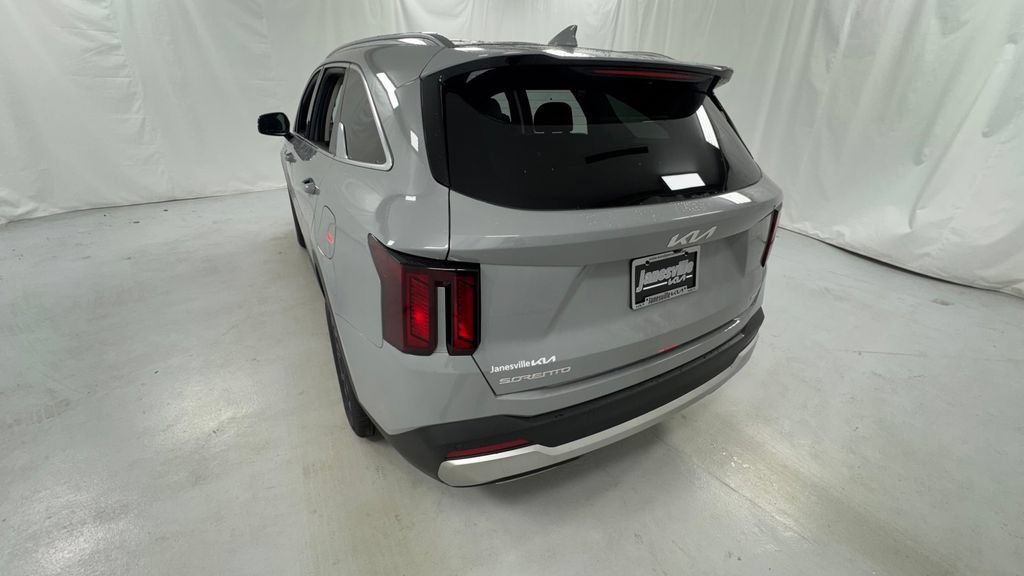 New 2026 Kia Sorento S AWD/4WD image 5