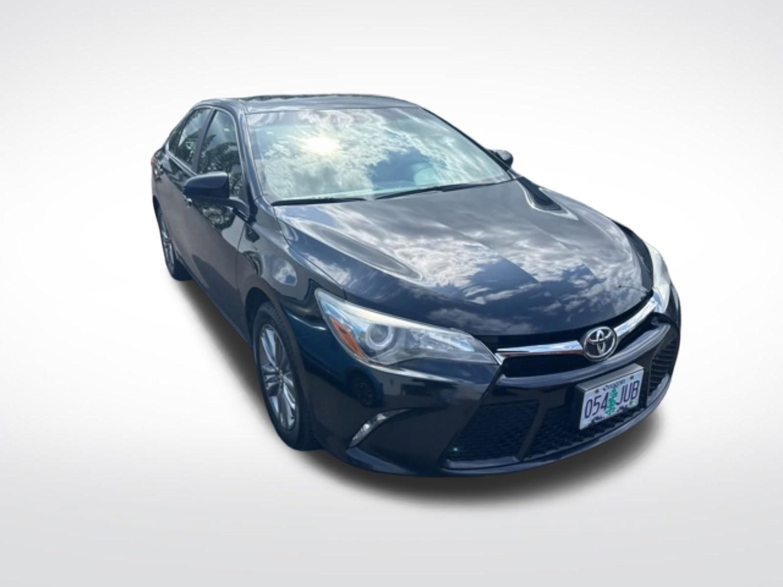 Used 2017 Toyota Camry SE FWD image 5