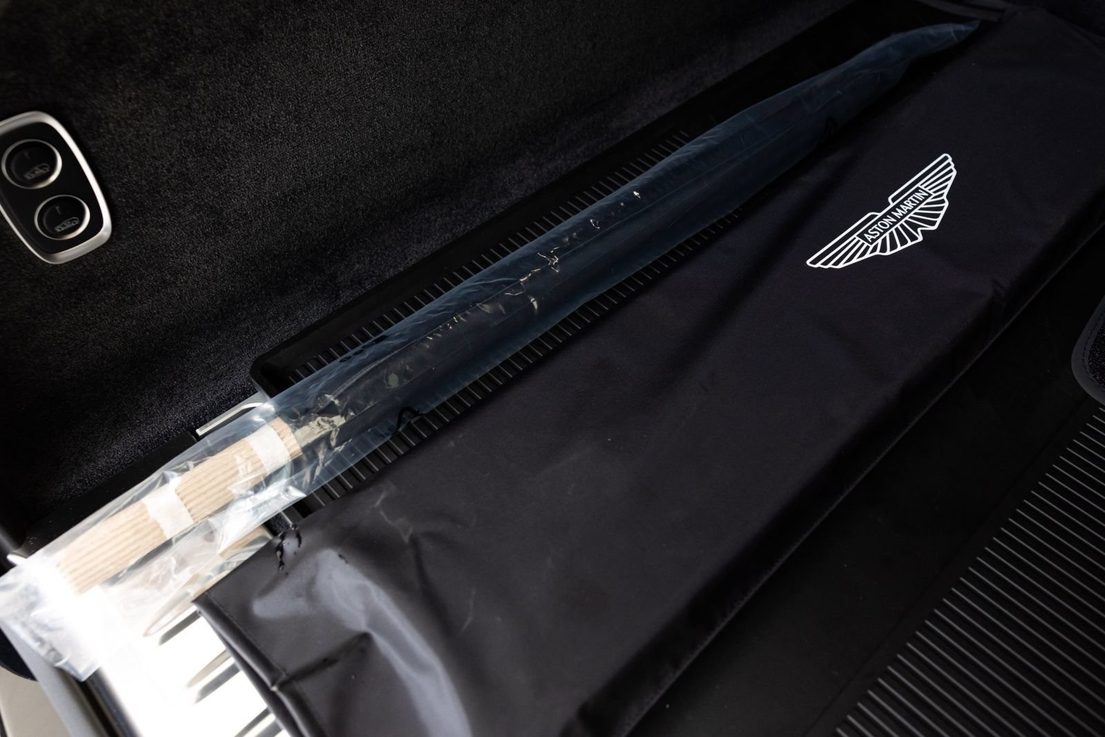 New 2026 Aston Martin DBX S AWD/4WD image 13