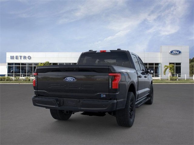 New 2025 Ford F150 Lightning XLT w/ Max Trailer Tow Package image 8