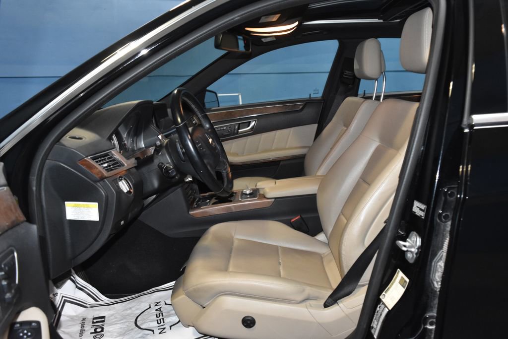 Used 2012 Mercedes-Benz E 350 4MATIC Sedan image 7