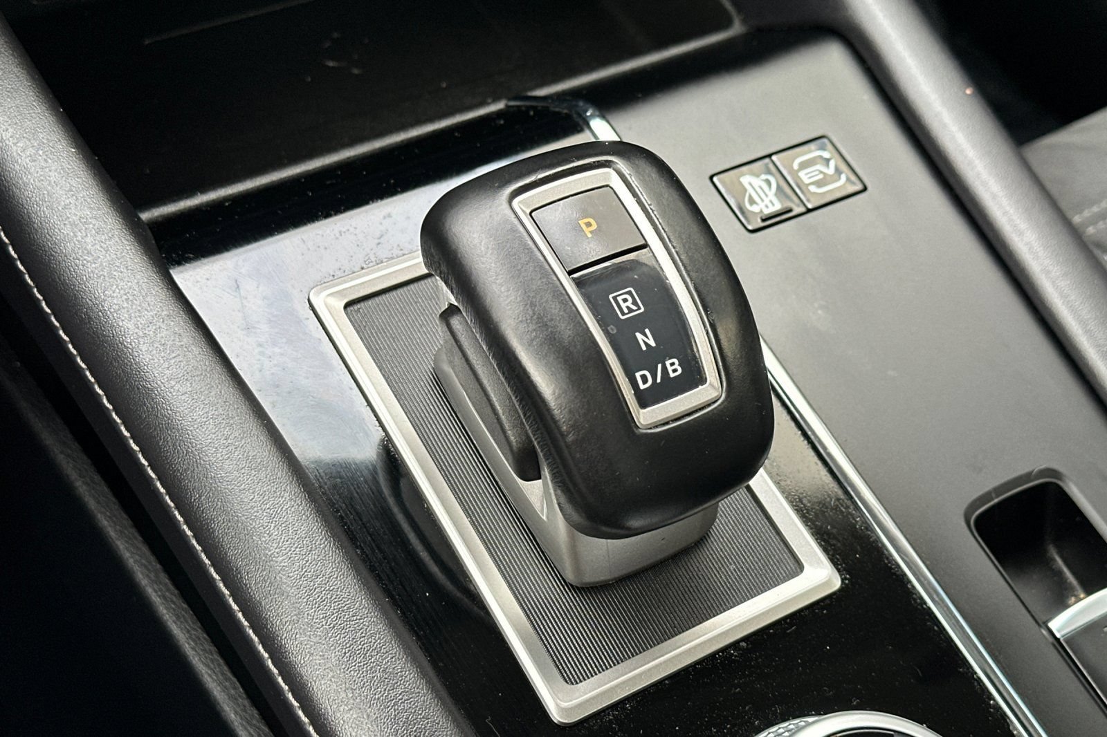 Used 2023 Mitsubishi Outlander Ralliart AWD/4WD image 30