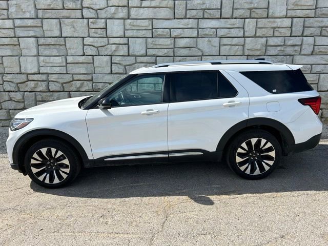 Used 2025 Ford Explorer Platinum w/ LUX Leather Package AWD/4WD image 3
