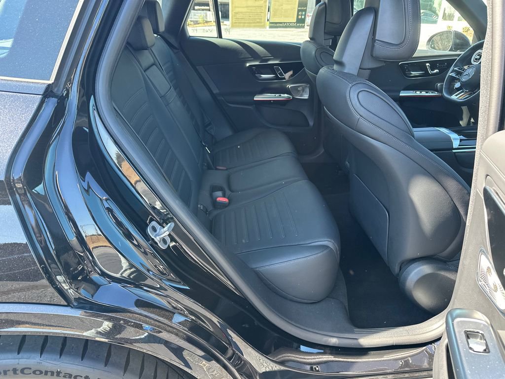 Certified 2025 Mercedes-Benz GLC 43 AMG 4MATIC image 17