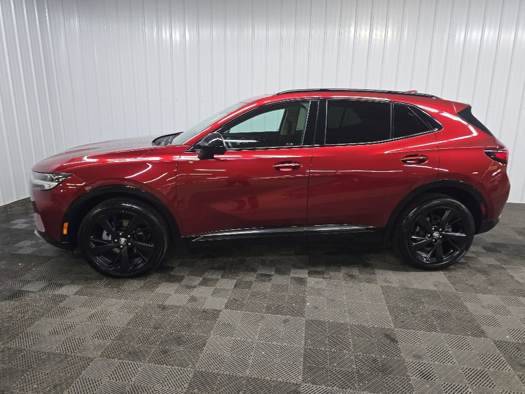 Used 2022 Buick Envision Essence w/ Sport Touring Package AWD/4WD image 5