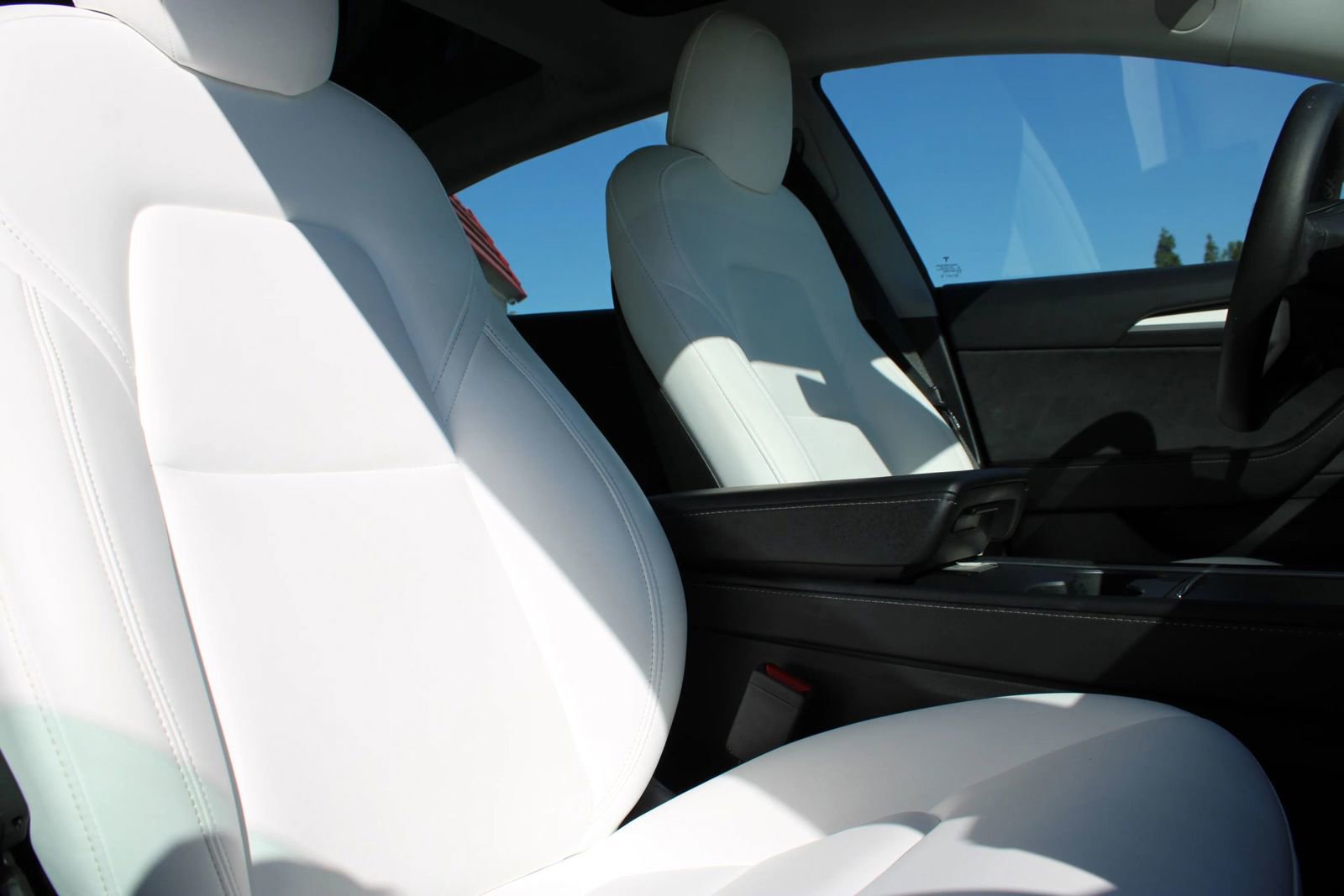 Used 2022 Tesla Model 3 Performance image 14