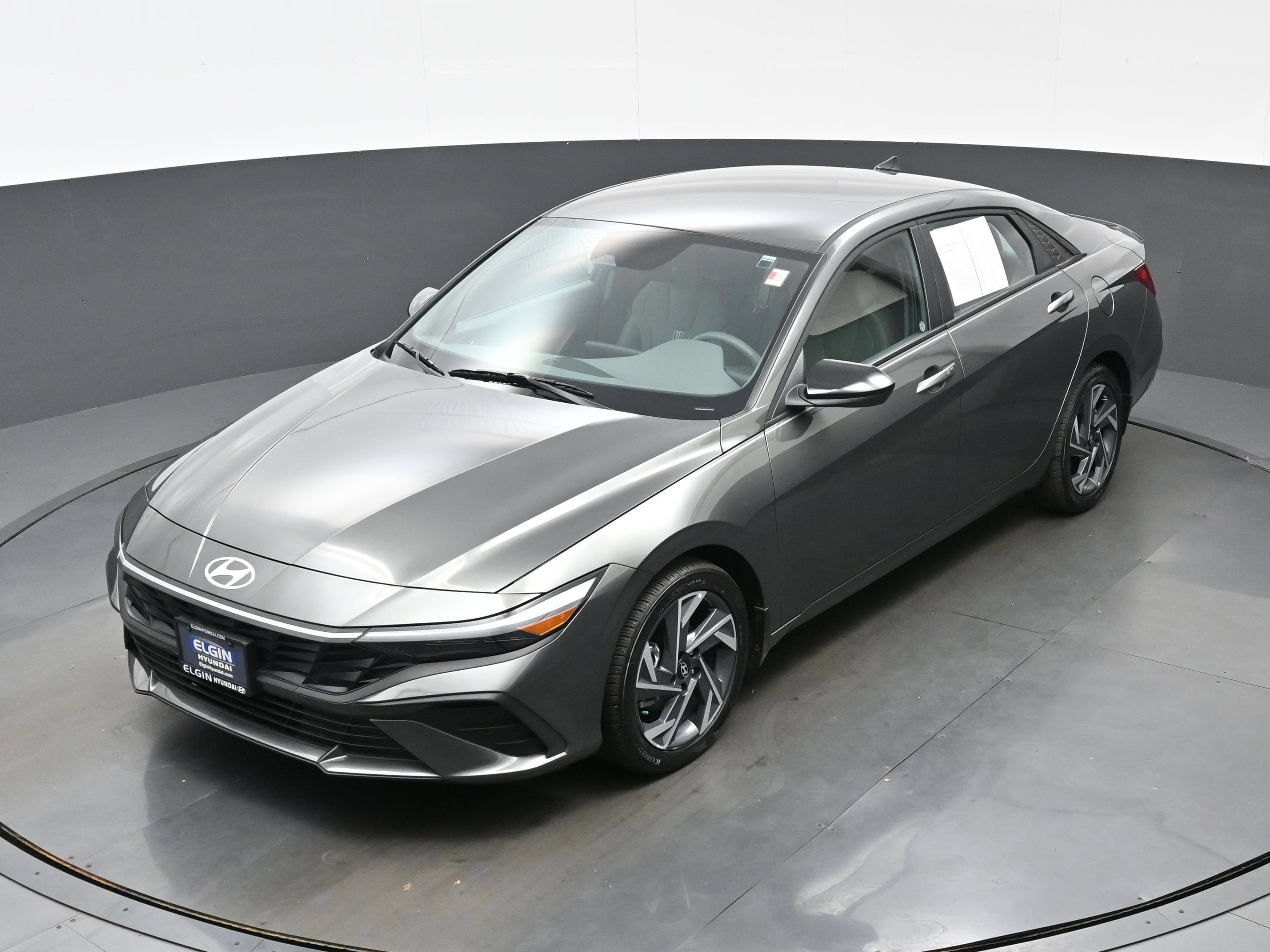 Certified 2025 Hyundai Elantra Sport FWD image 32