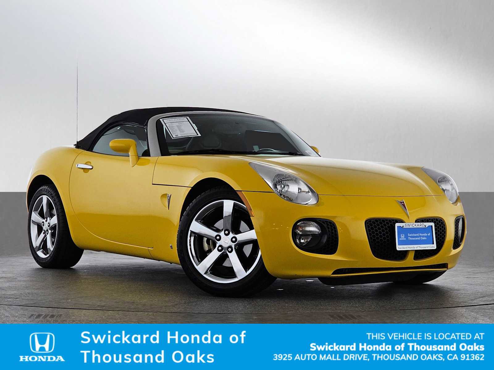 Used 2008 Pontiac Solstice GXP w/ Premium Package image 1
