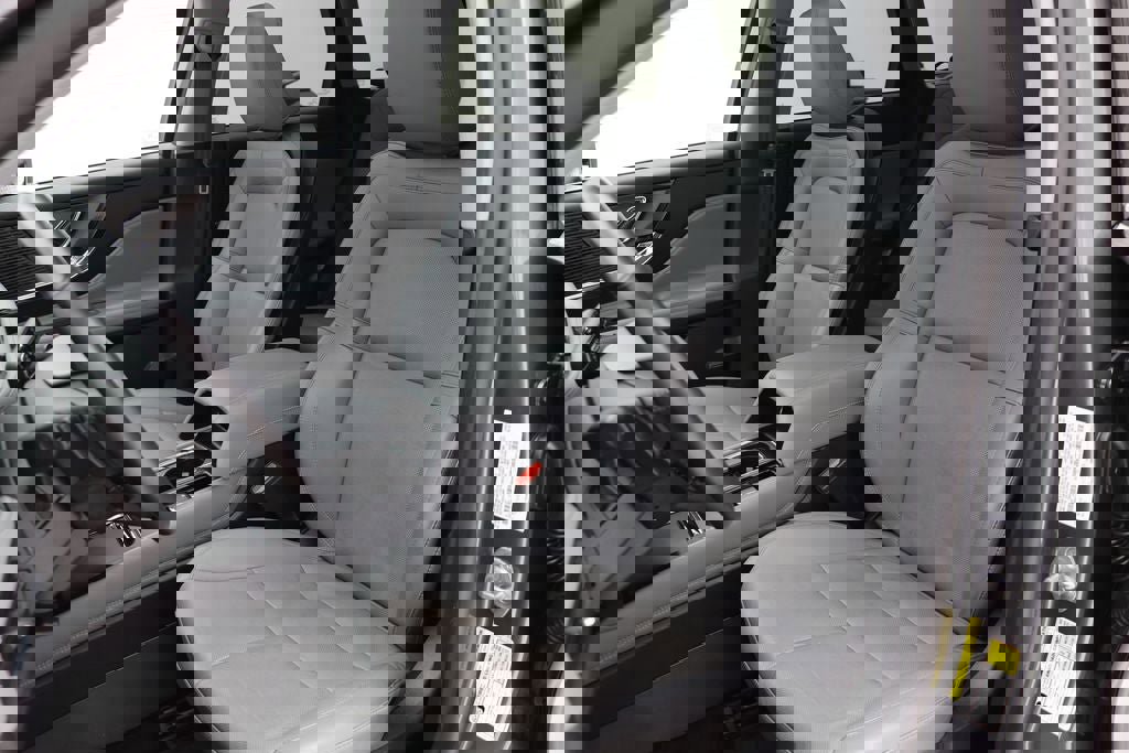 Used 2022 Lincoln Corsair AWD w/ Premium Package image 16