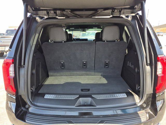 Used 2025 GMC Yukon AT4 w/ Premium Trailering Package AWD/4WD image 9