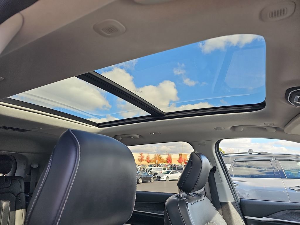 Used 2021 Jeep Grand Cherokee L Limited image 23