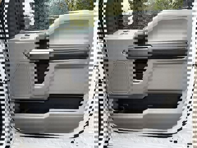 Used 2017 Ford F150 XLT image 23