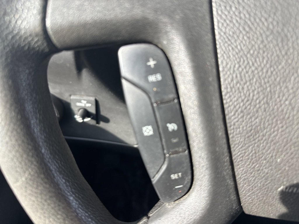 Used 2017 Chevrolet Express 2500 image 18