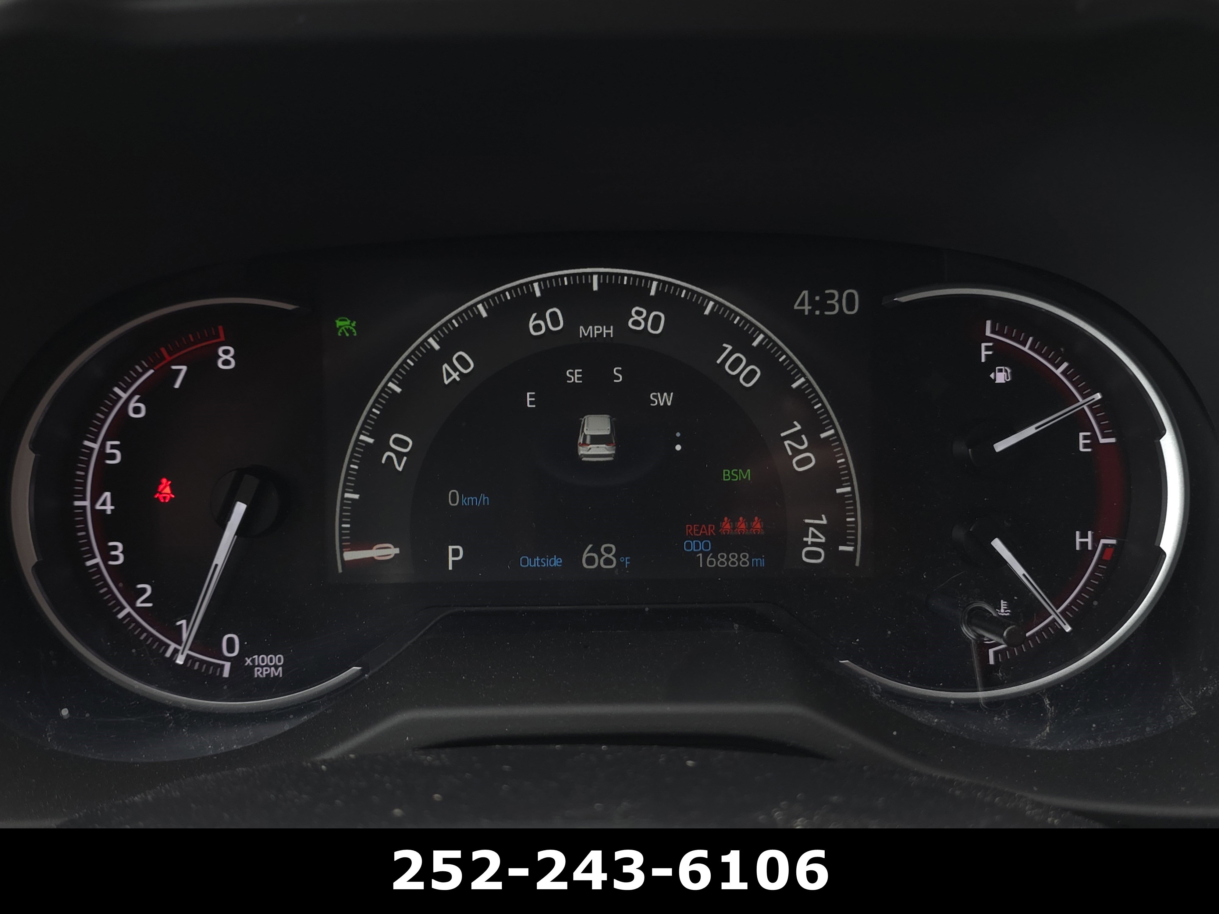 Used 2024 Toyota RAV4 XLE w/ Convenience Package image 18