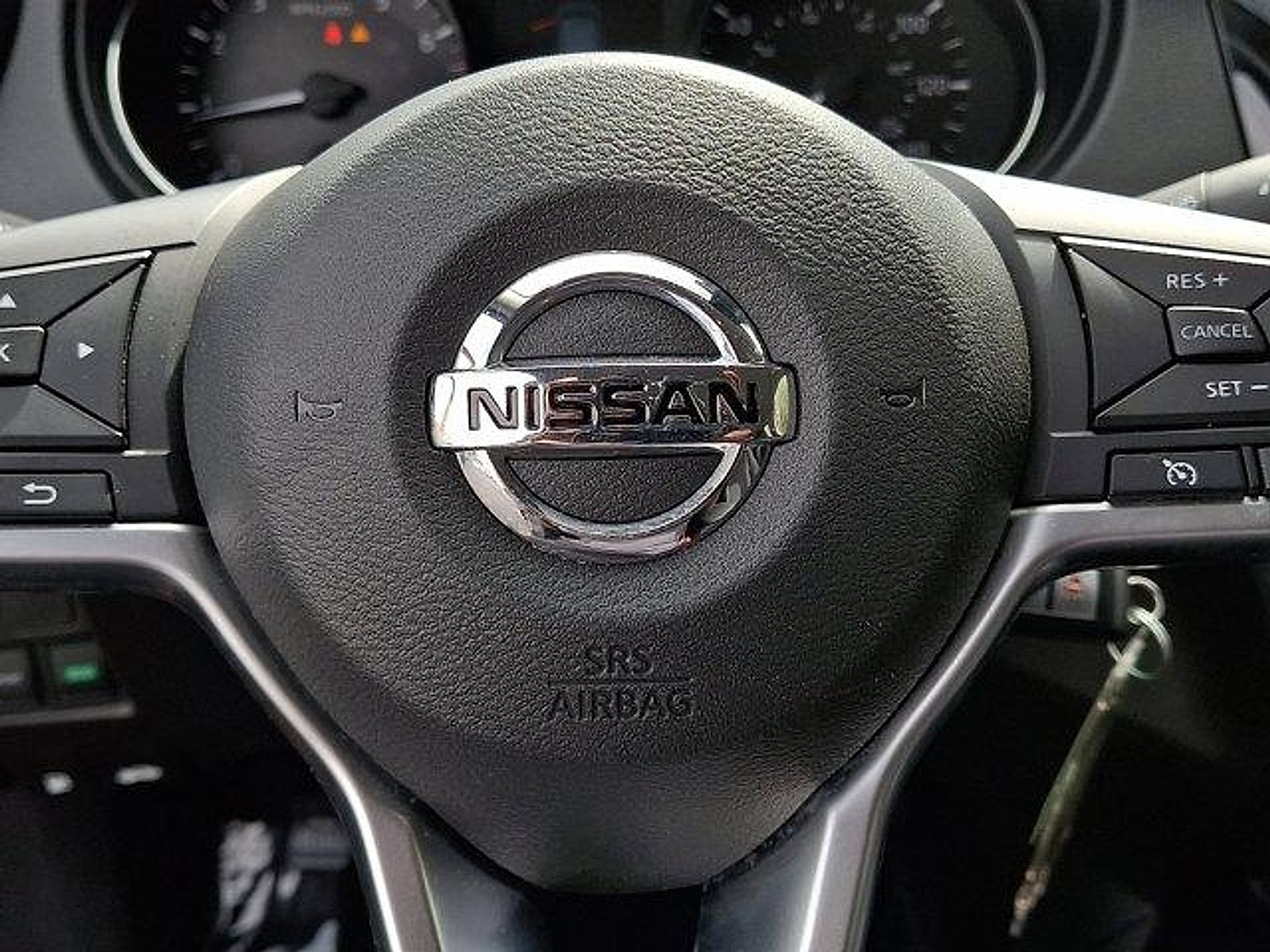 Used 2022 Nissan Rogue Sport S image 49