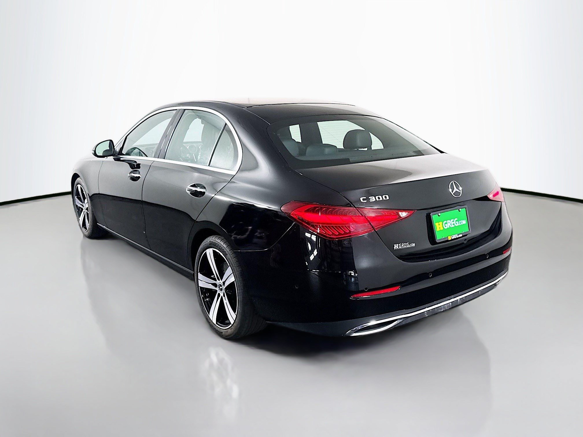 Used 2025 Mercedes-Benz C 300 Sedan image 7