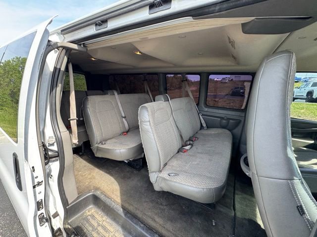 Used 2019 Chevrolet Express 3500 LT w/ LT Preferred Equipment Group RWD image 13