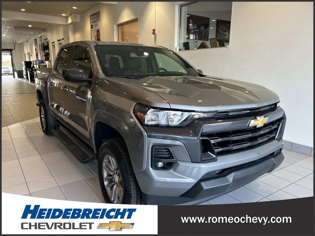 Used 2023 Chevrolet Colorado LT w/ LT Convenience Package II AWD/4WD image 1