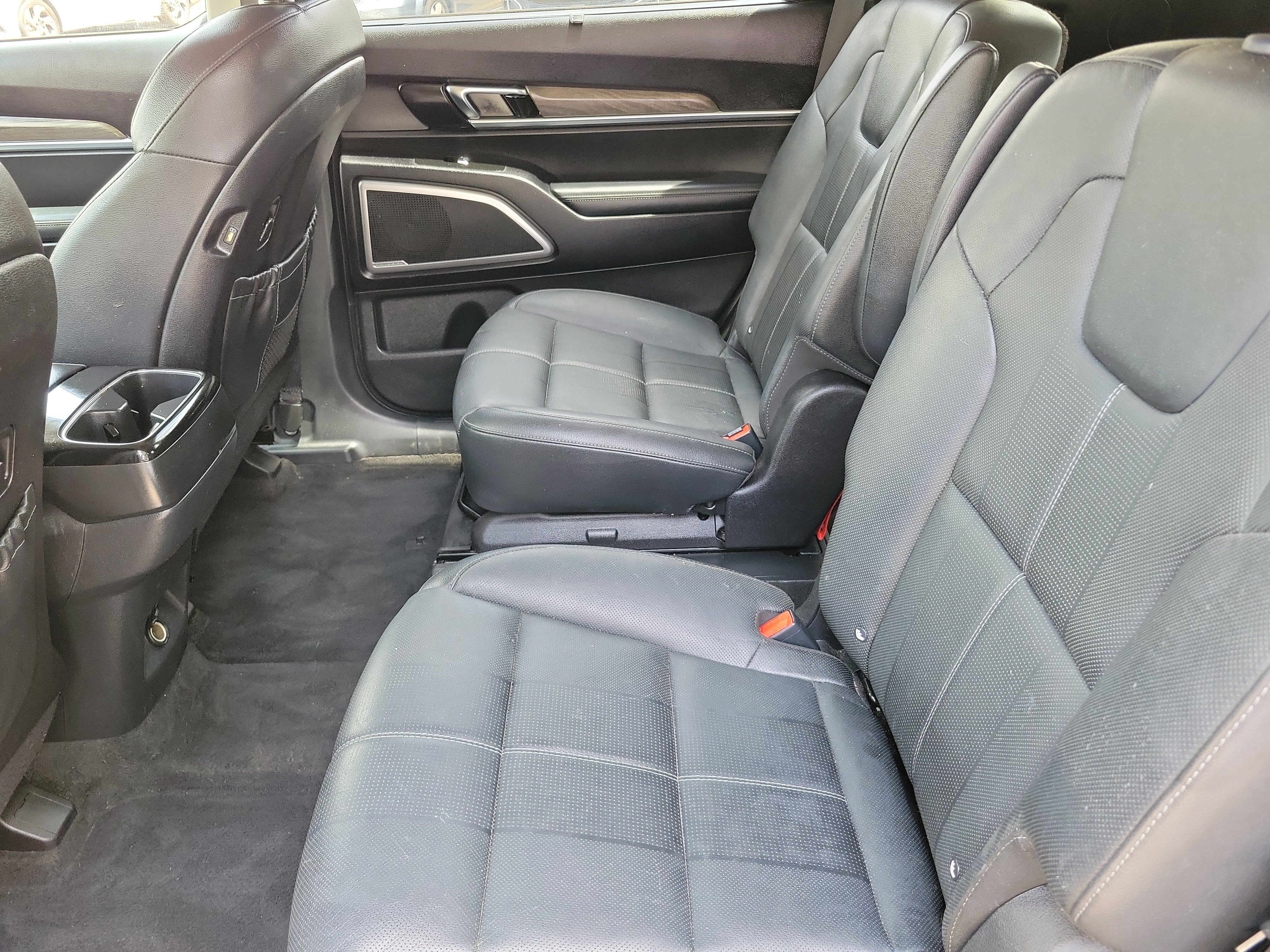 Used 2021 Kia Telluride EX w/ EX Premium Package AWD/4WD image 6