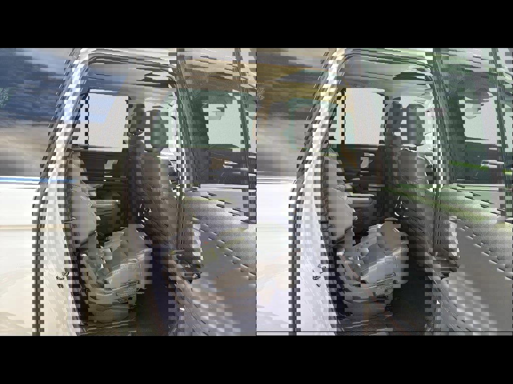 Used 2025 Ford Expedition Max Active image 14