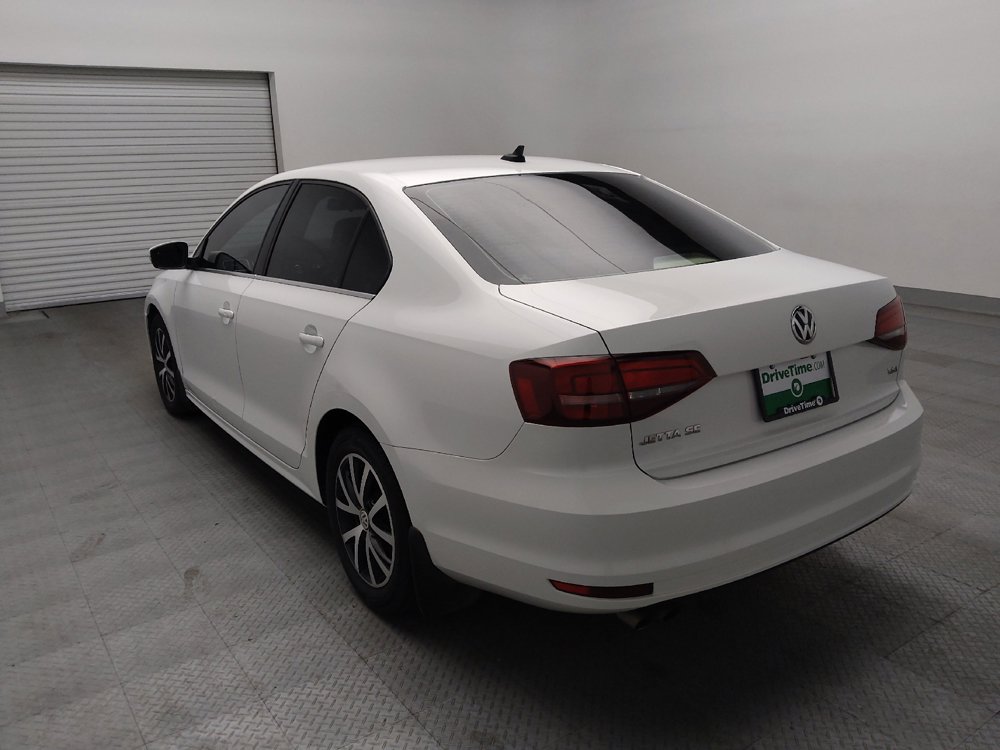 Used 2017 Volkswagen Jetta SE FWD image 5