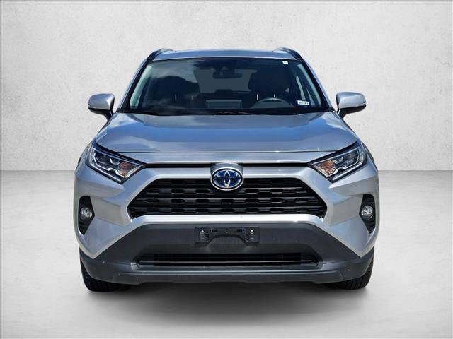 Used 2020 Toyota RAV4 XLE w/ Convenience Package AWD/4WD image 2