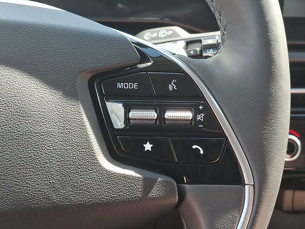 Used 2025 Kia Niro Wind w/ Wind Preserve Package FWD image 26