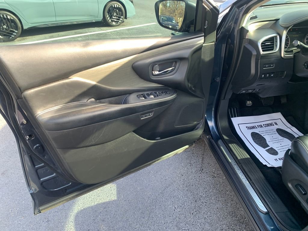 Used 2017 Nissan Murano Platinum w/ Platinum Technology Package image 19