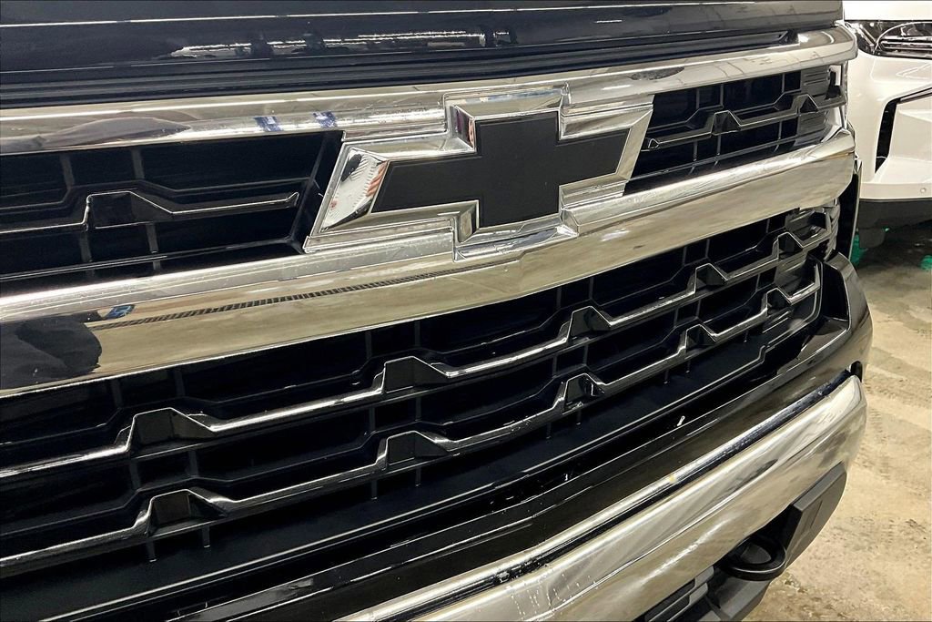 Used 2024 Chevrolet Silverado 1500 LT image 33
