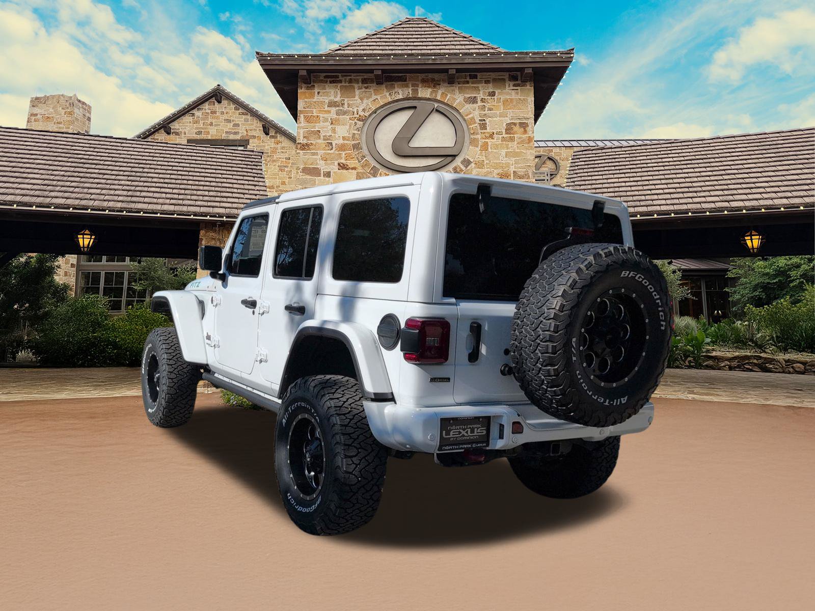 Used 2021 Jeep Wrangler Unlimited Rubicon AWD/4WD image 3