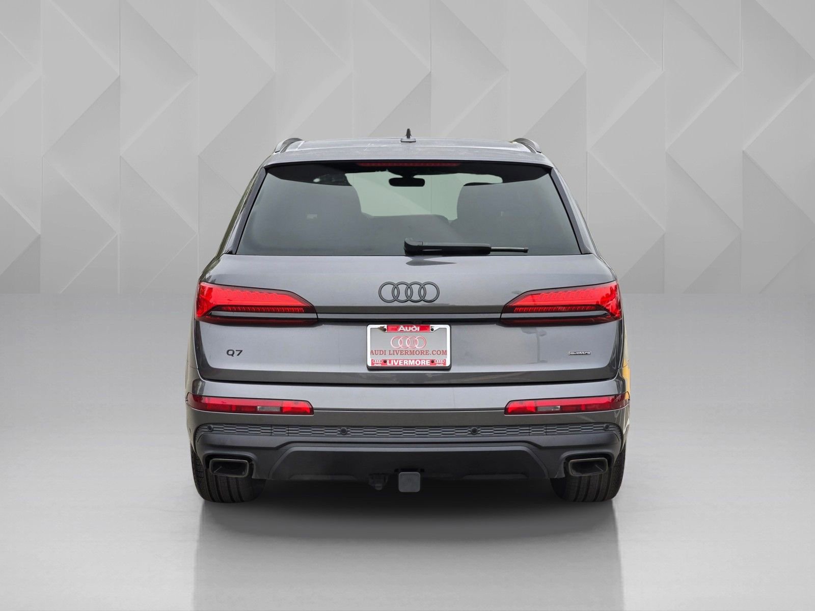 Used 2025 Audi Q7 2.0T Premium Plus w/ Premium Plus Package AWD/4WD image 6