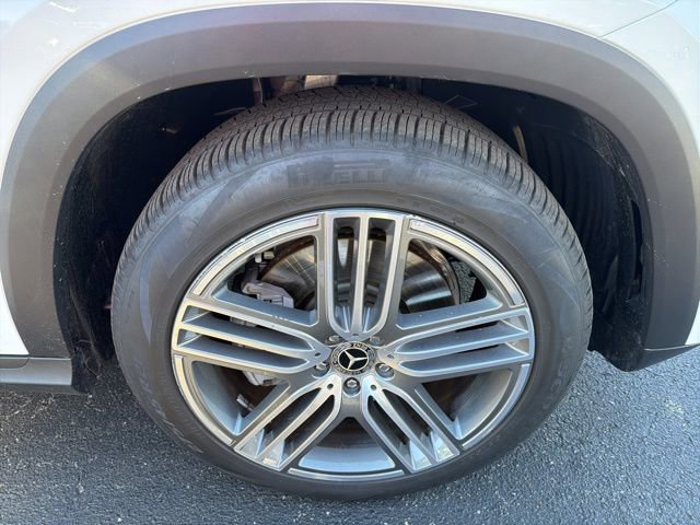 Certified 2026 Mercedes-Benz GLS 450 4MATIC image 29