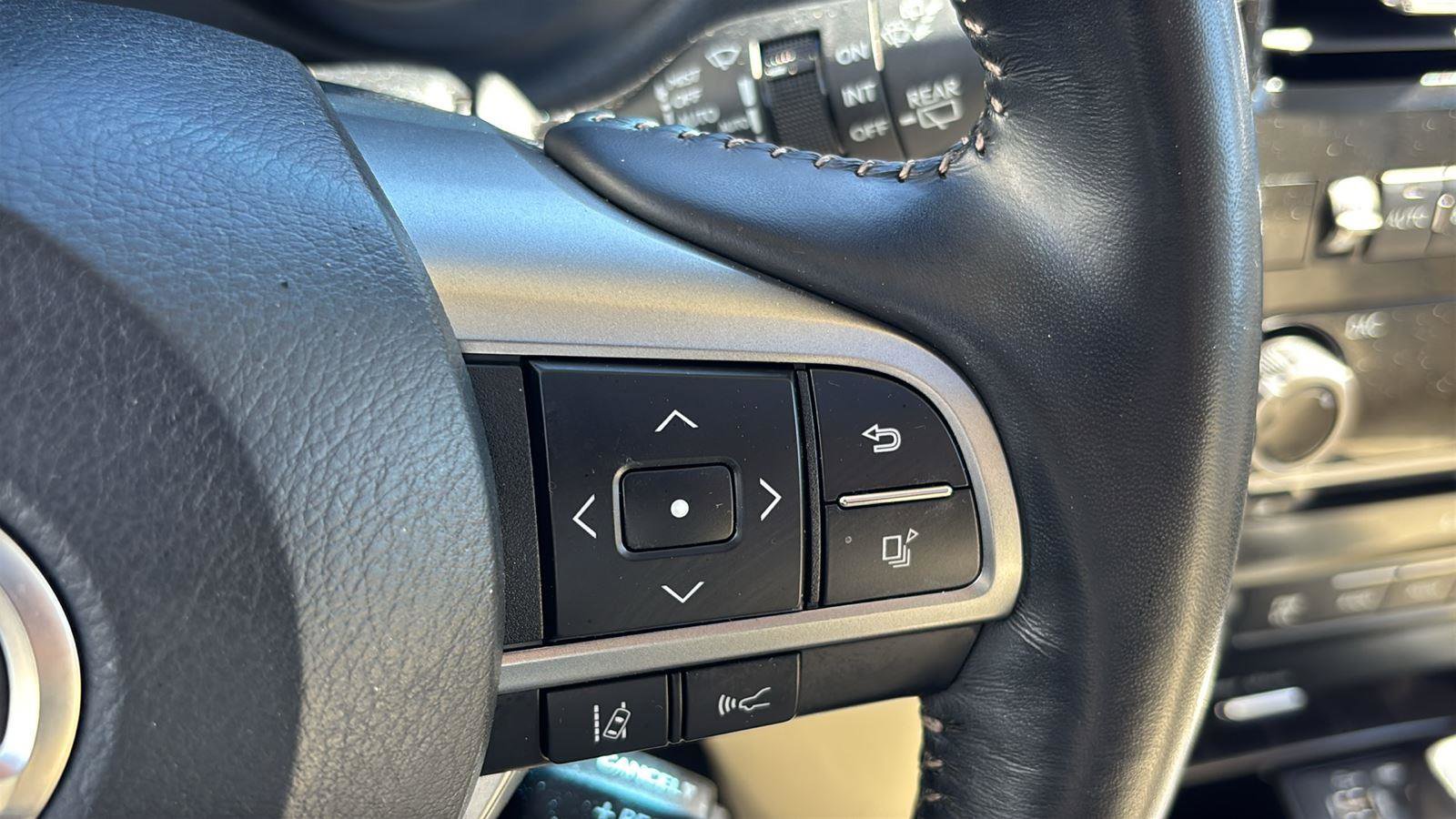 Used 2023 Lexus GX 460 Premium image 28