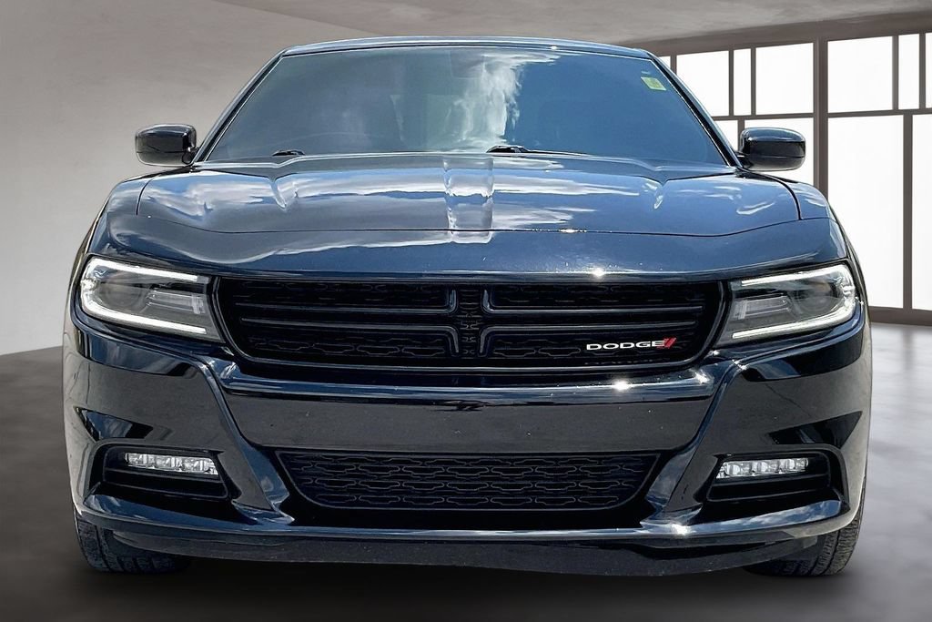 Used 2019 Dodge Charger SXT w/ Plus Group AWD/4WD image 2
