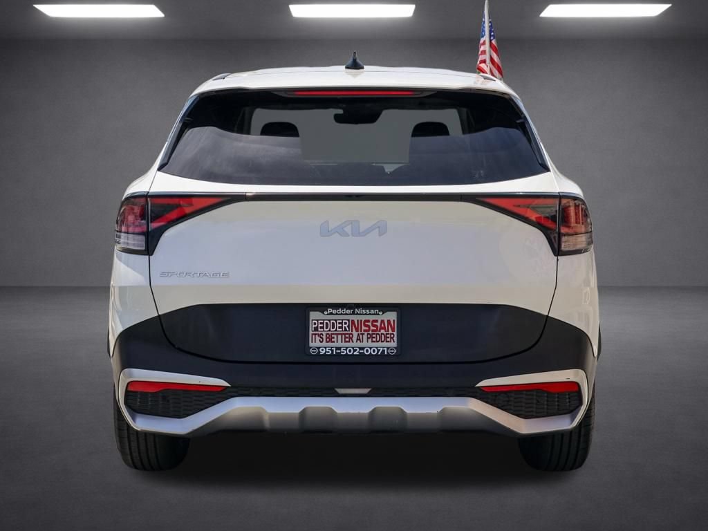 Used 2024 Kia Sportage LX FWD image 5