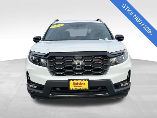 Used 2022 Honda Passport TrailSport image 2