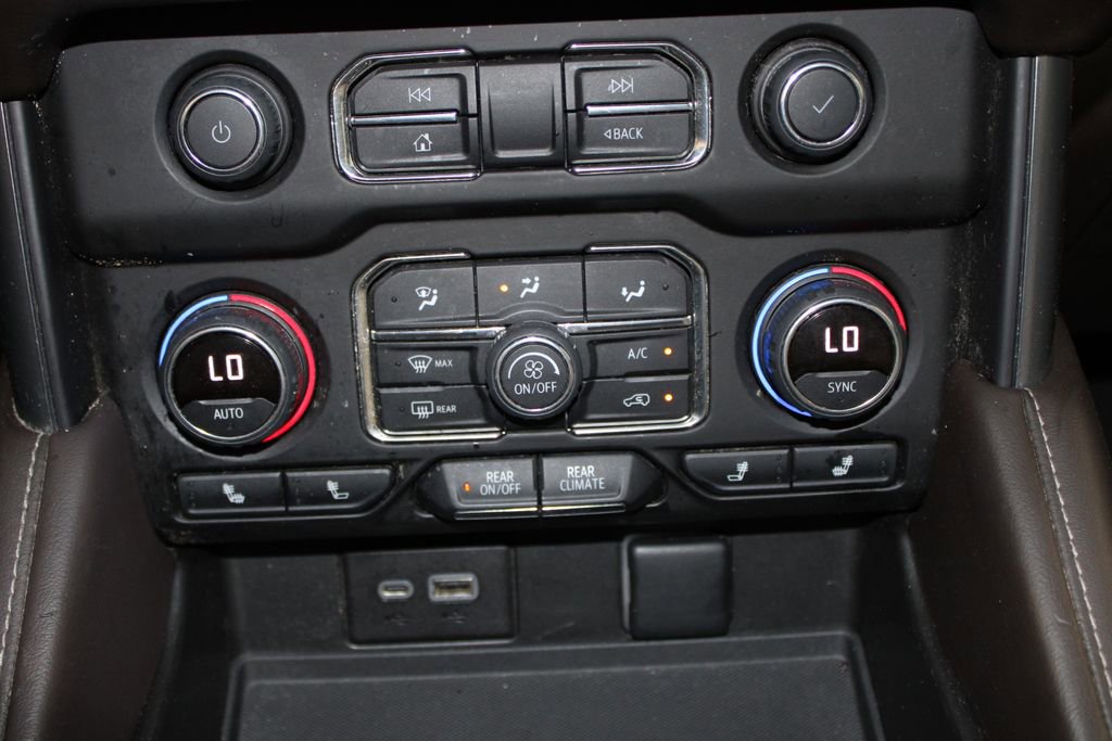 Used 2022 Chevrolet Tahoe LT w/ Luxury Package RWD image 41
