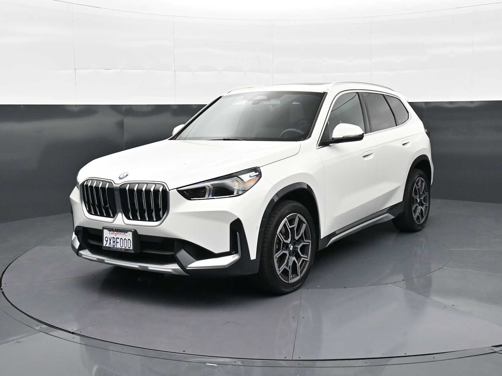 Used 2026 BMW X1 xDrive28i w/ Convenience Package AWD/4WD image 1