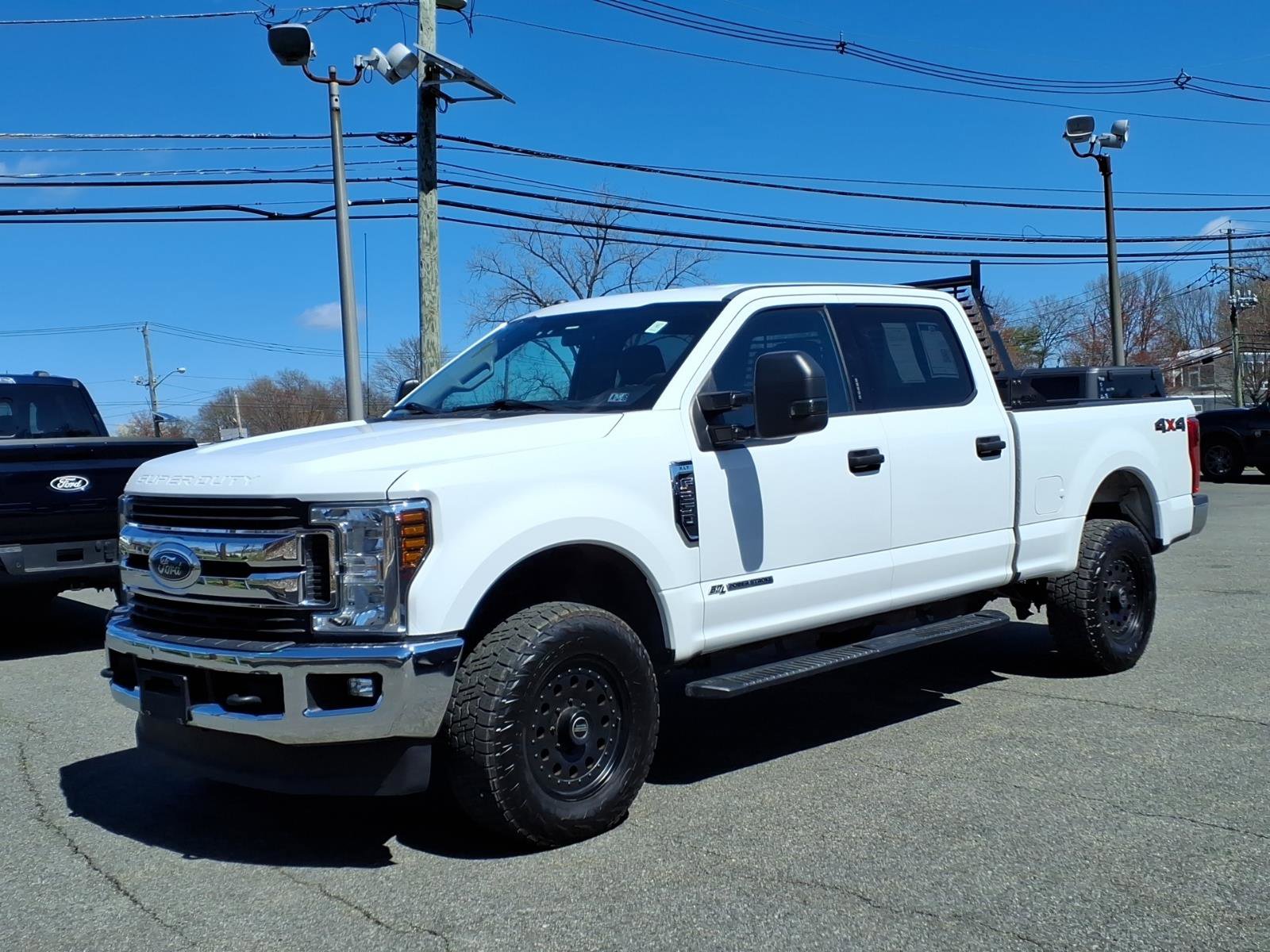 Used 2019 Ford F250 XLT w/ XLT Value Package image 3
