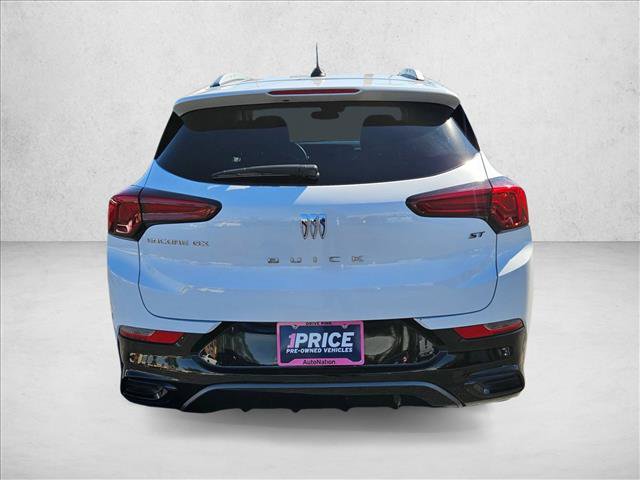 Used 2024 Buick Encore GX Sport Touring FWD image 7