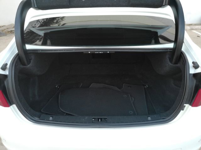 Used 2015 Volvo S60 T6 image 26