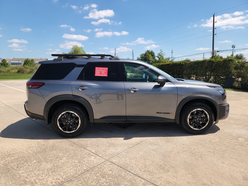 Certified 2024 Nissan Pathfinder Rock Creek AWD/4WD image 4