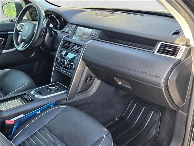 Used 2018 Land Rover Discovery Sport HSE Luxury image 22