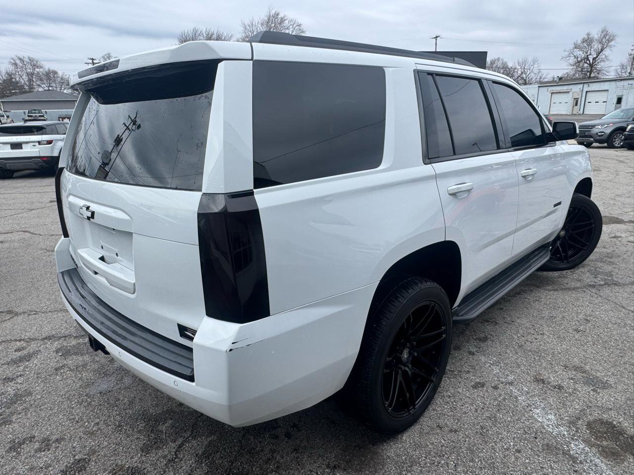 Used 2017 Chevrolet Tahoe LS w/ Enhanced Driver Alert Package AWD/4WD image 6