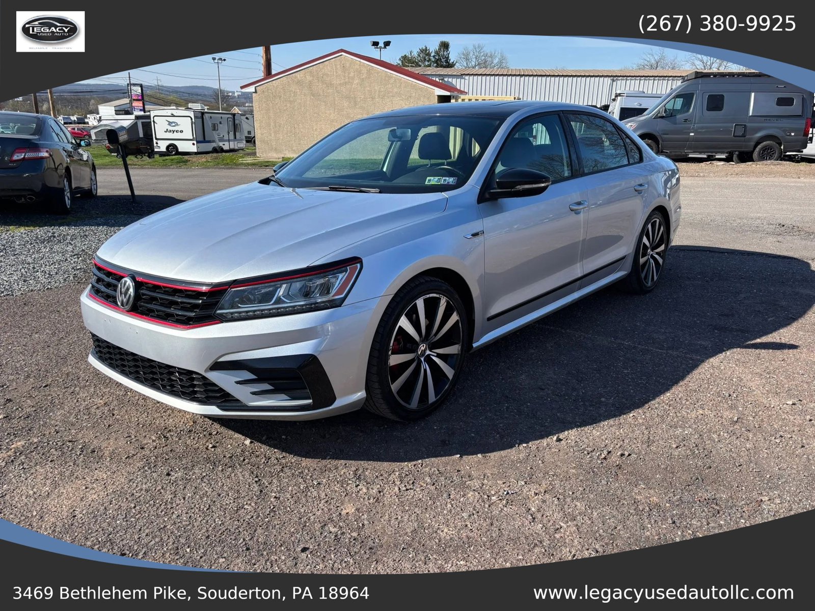 Used 2018 Volkswagen Passat GT FWD image 1