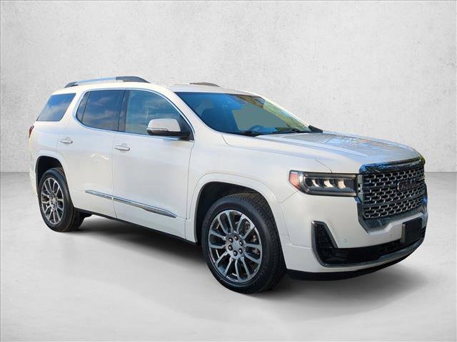 Used 2023 GMC Acadia Denali image 3