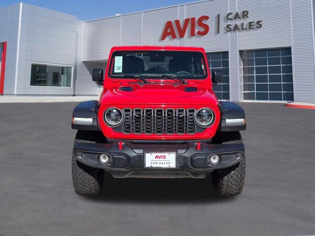 Used 2025 Jeep Wrangler Unlimited Rubicon image 2