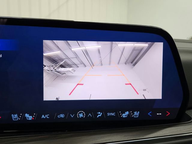 Used 2025 Chevrolet Tahoe Premier image 23