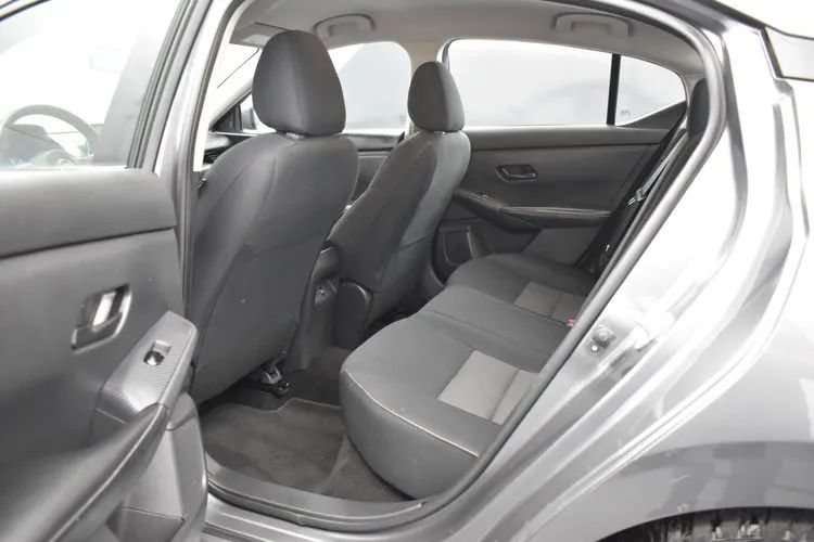 Used 2024 Nissan Sentra SV FWD image 15